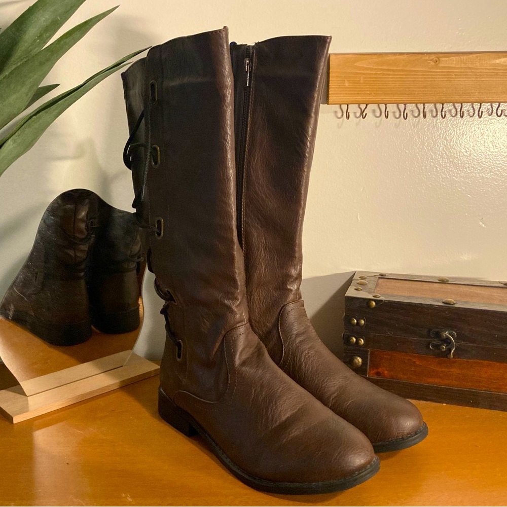 Laceback Knee-High Boots with Zipper, Brown